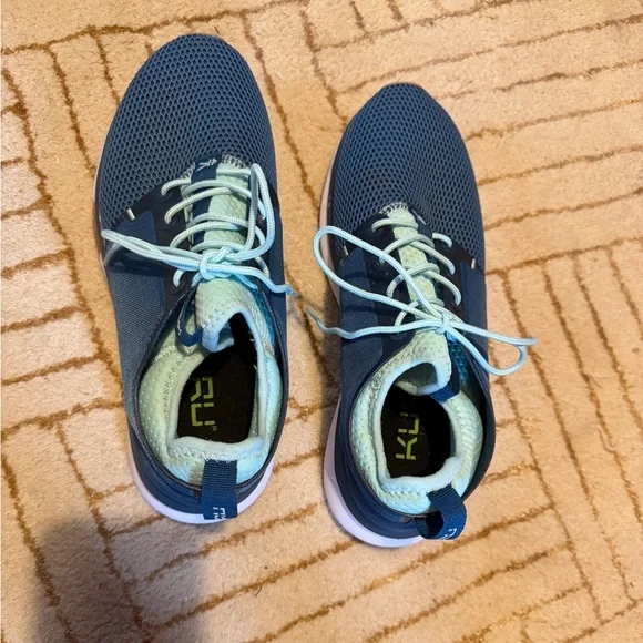 NEW Kuru Athletic Sneakers - women’s 8.5 - Picture 1 of 4